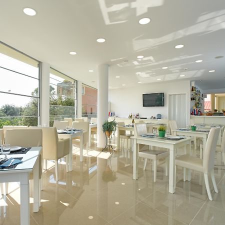 Palapart Gikas Suites And Studios Гоувия Экстерьер фото