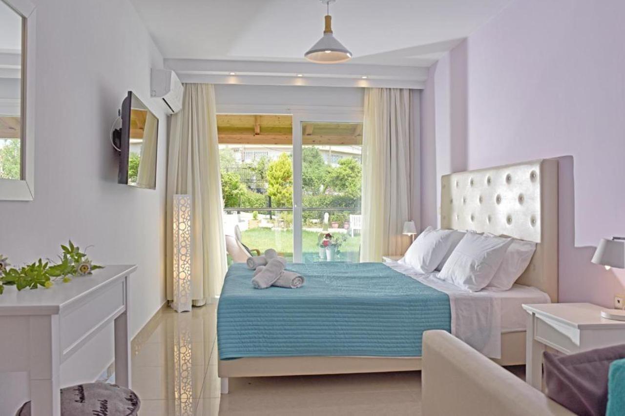 Palapart Gikas Suites And Studios Гоувия Экстерьер фото
