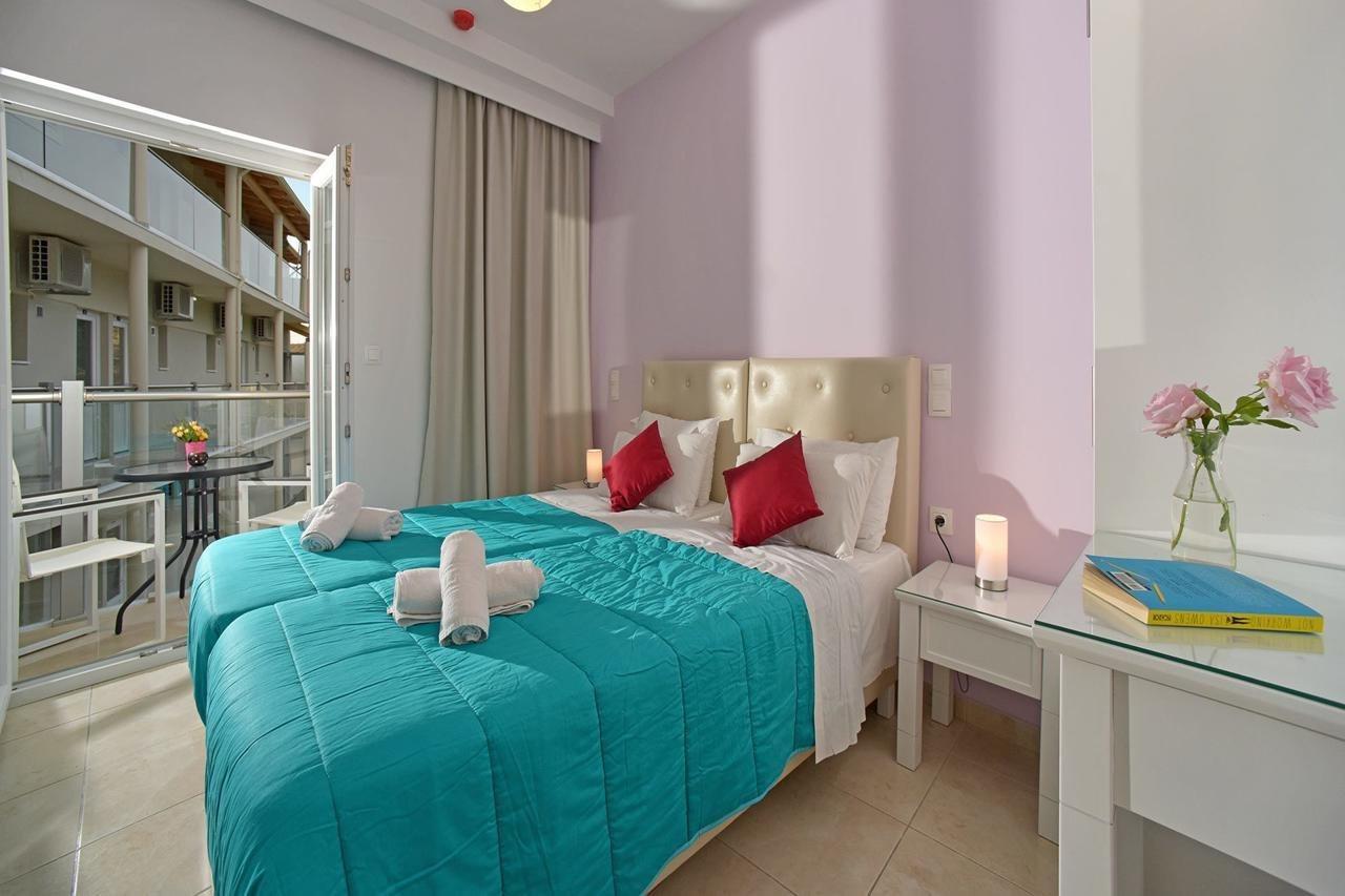 Palapart Gikas Suites And Studios Гоувия Экстерьер фото