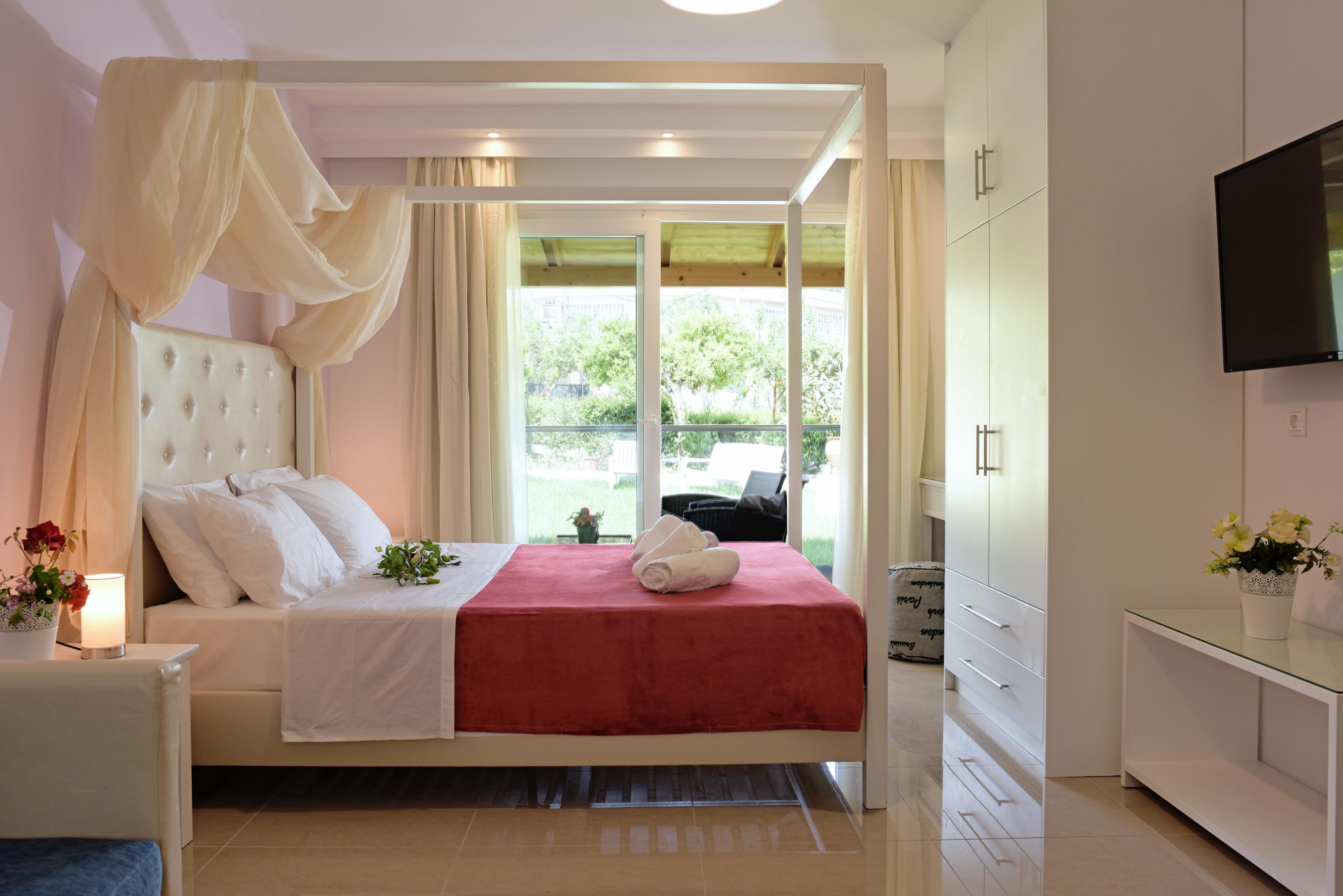 Palapart Gikas Suites And Studios Гоувия Экстерьер фото