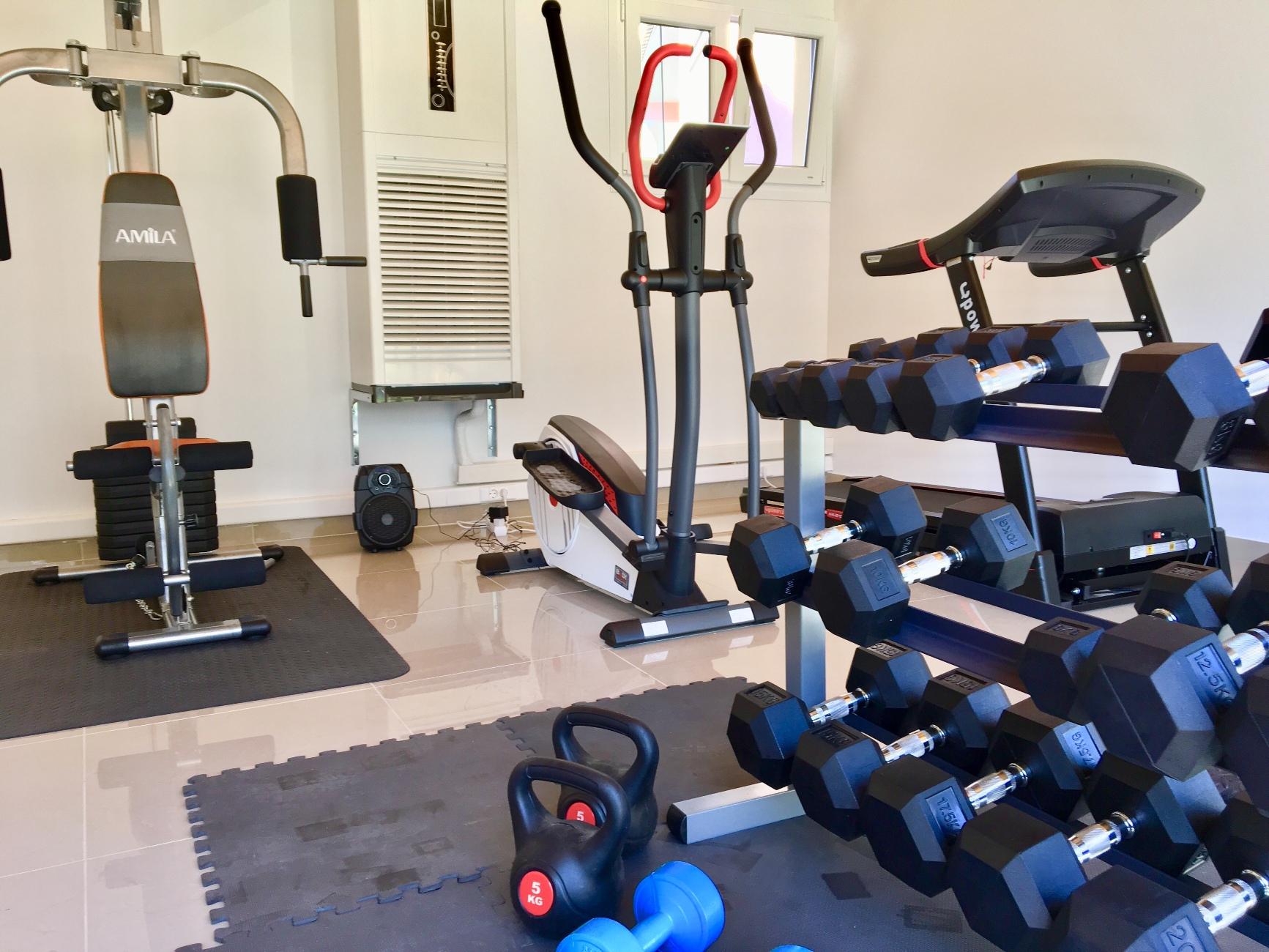 Palapart Gikas Suites And Studios Гоувия Экстерьер фото
