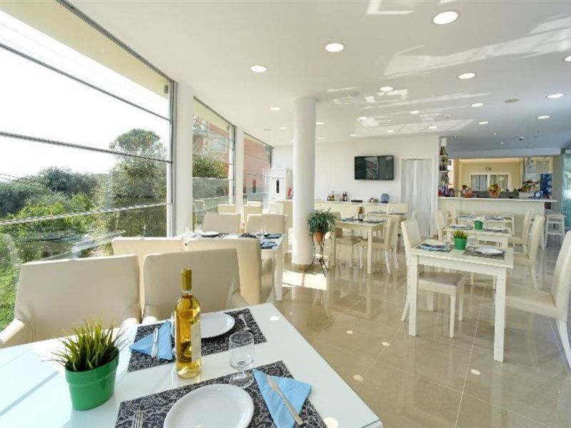 Palapart Gikas Suites And Studios Гоувия Экстерьер фото
